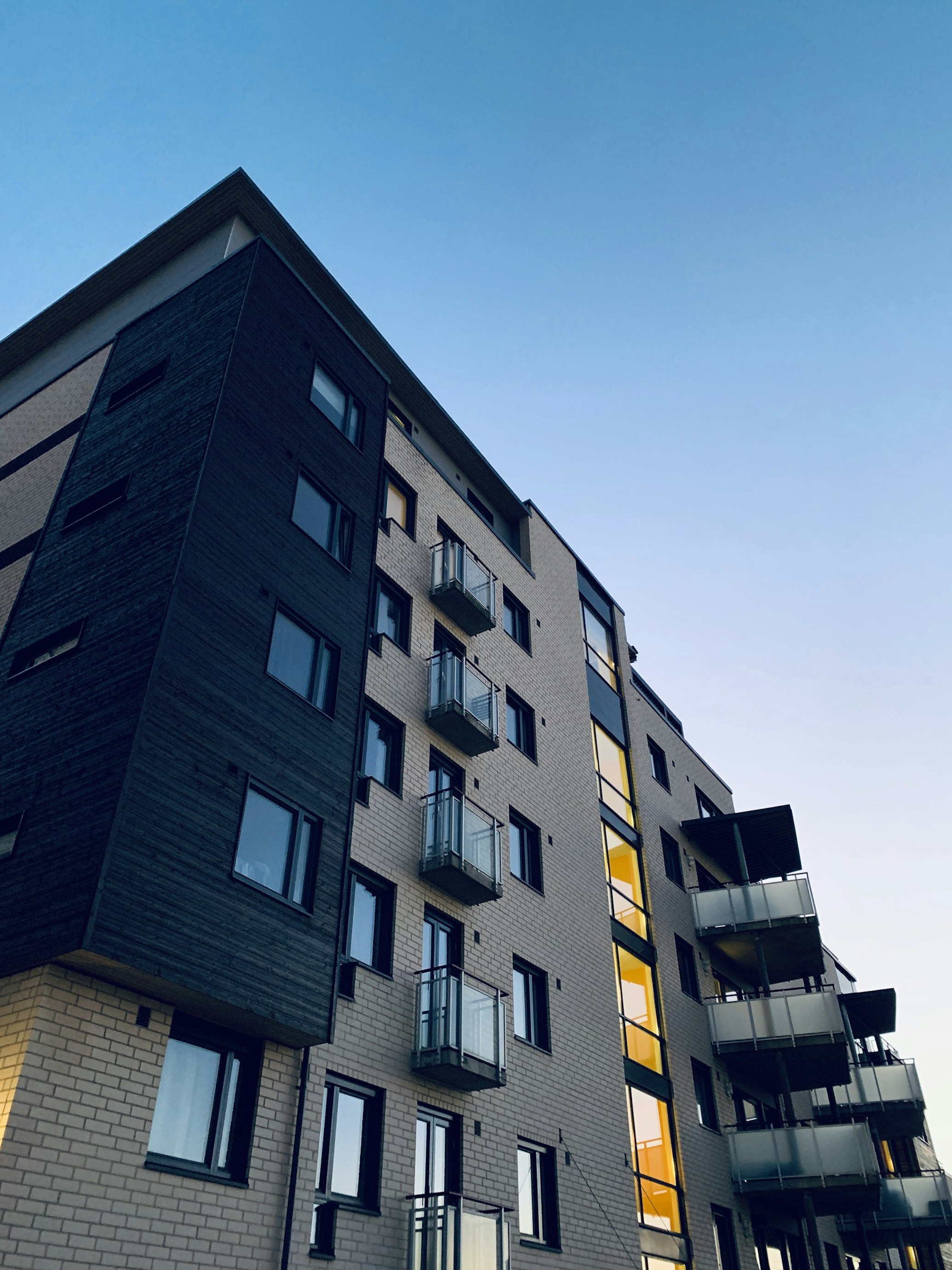 EControl: Dimmbares Glas für neue Konzern-Zentrale in Berlin